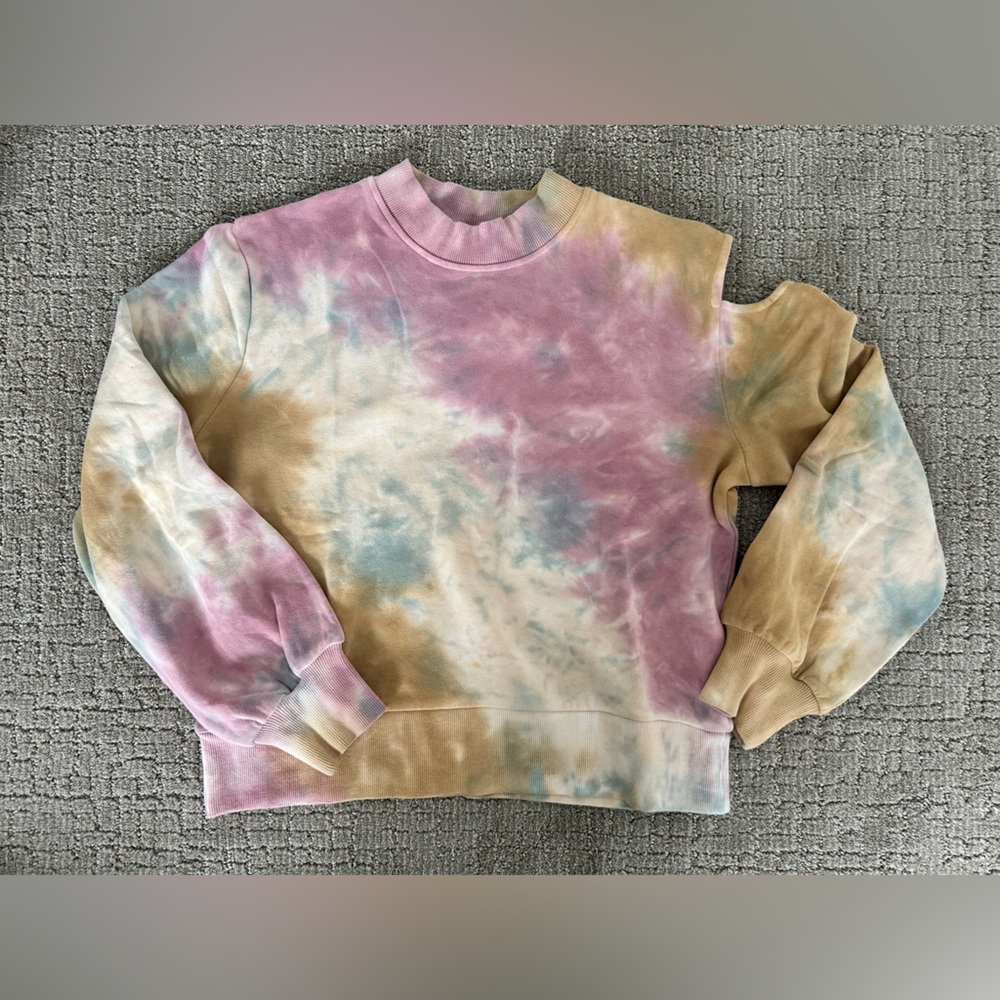 525 America Pink and Cream Tie-Dye Top with open shoulder